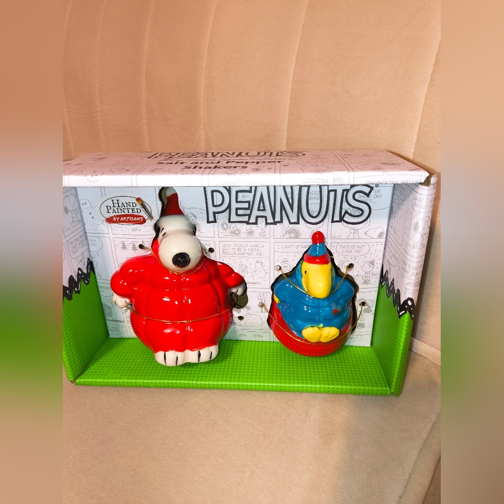 New Peanuts Salt & Pepper Shakers